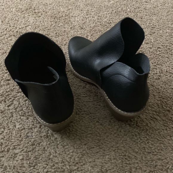 Black Booties! - Picture 2 of 5